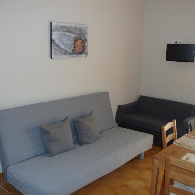 Apartaments Claudi - Estudio Familiar con balcón - 8