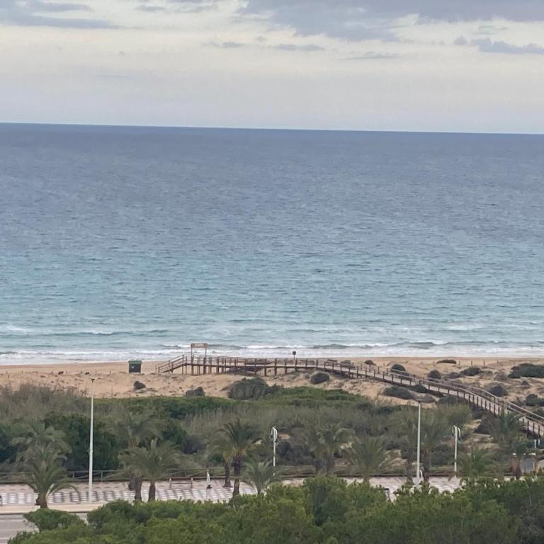 5 min walk to the beach Spacious terrace - Apartment mit 2 Schlafzimmern - 28