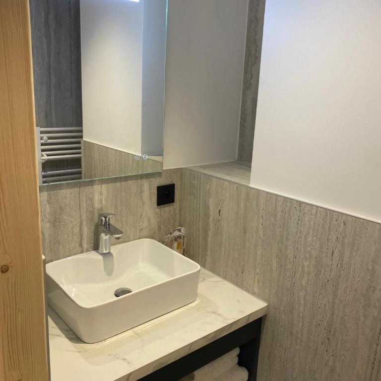 "Le Temps Suspendu" - Appartement avec Vue sur la Montagne - 5
