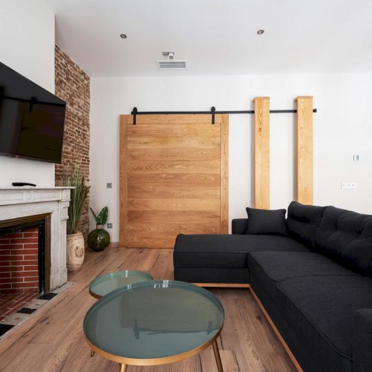 Stunning New 3BD 3BTH - Justicia City Center - Apartment - 2
