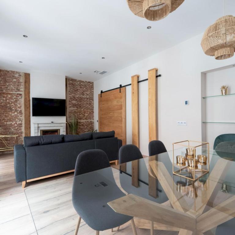 Stunning New 3BD 3BTH - Justicia City Center - Apartment - 3