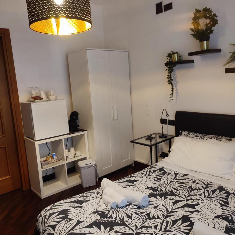 Leonardo Rome Holidays - King Room with Balcony - 4