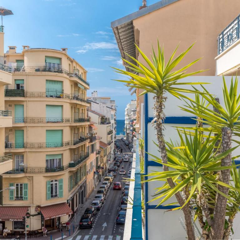 Studio with large terrace sea view 4th floor - Studio - 3