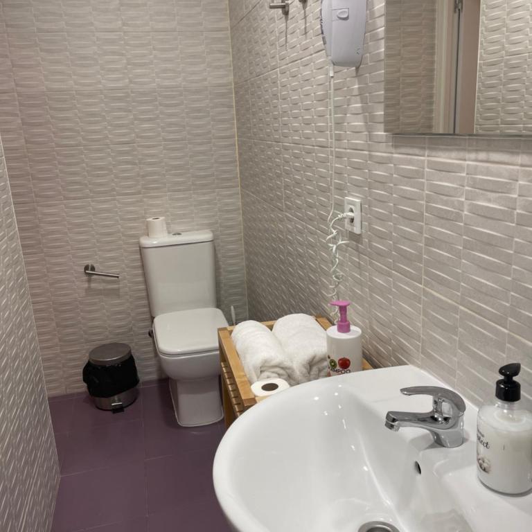 Grand Via House - Suite with Balcony - 1