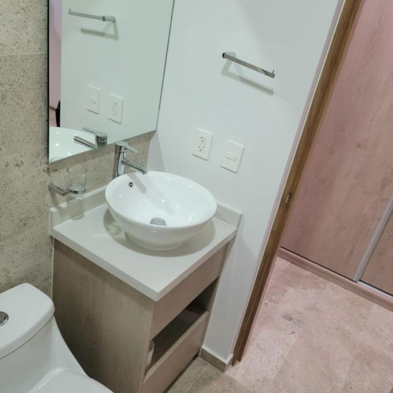 Acogedor Condo a metros de la 5ta Avenida - Apartamento de 1 dormitorio - 9