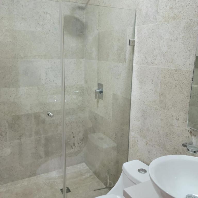 Acogedor Condo a metros de la 5ta Avenida - Apartamento de 1 dormitorio - 4