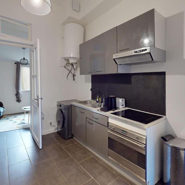 F3 - Rue Casimir Delavigne - Appartement 2 Chambres - 6