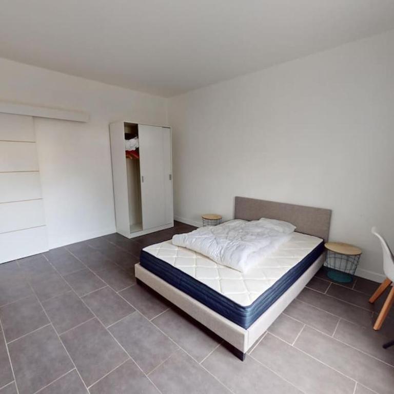 F3 - Rue Casimir Delavigne - Appartement 2 Chambres - 7