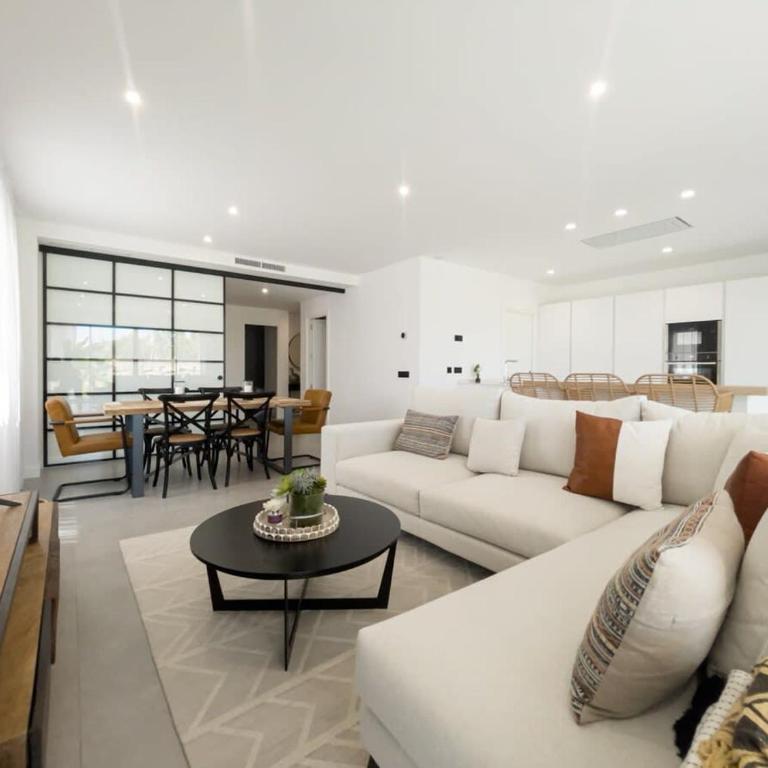 Mirador Estepona Hills Luxury Resort Estepona Hills Gym Pools Restaurants - Apartment - 10