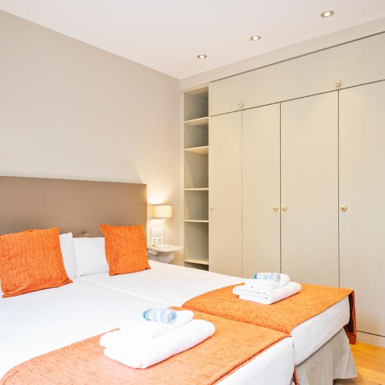Alcam Olimpic - Three-Bedroom Apartment - 15