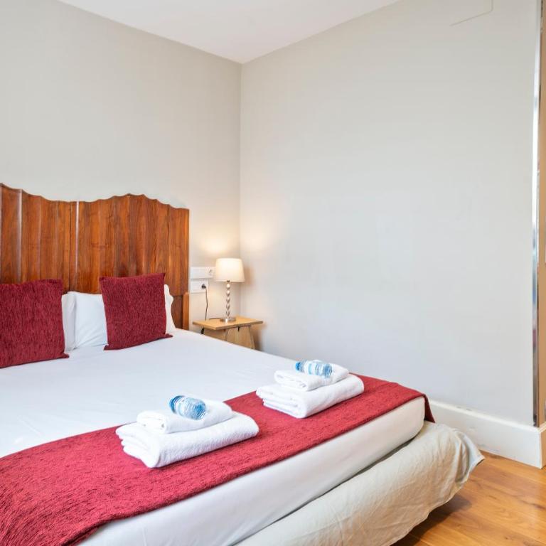 Alcam Olimpic - Three-Bedroom Apartment - 12