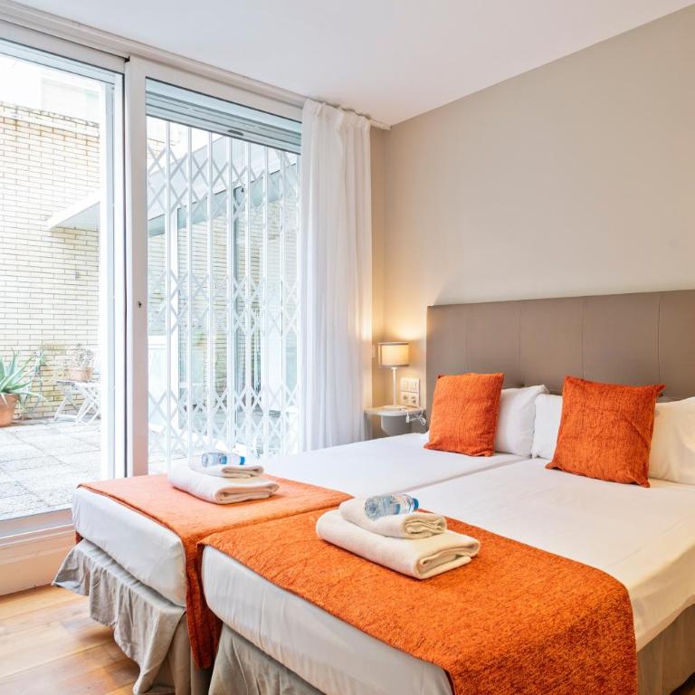 Alcam Olimpic - Three-Bedroom Apartment - 16