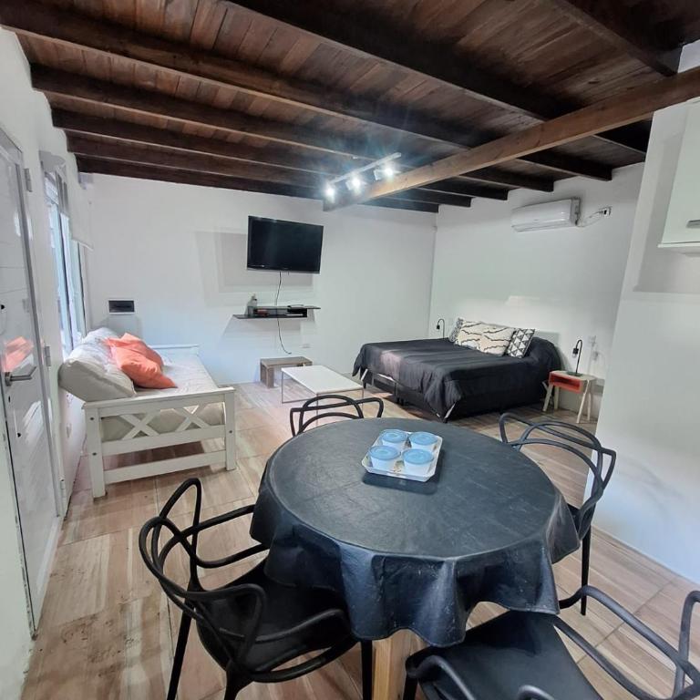 Nuestra Esquina - One-Bedroom Apartment - 1