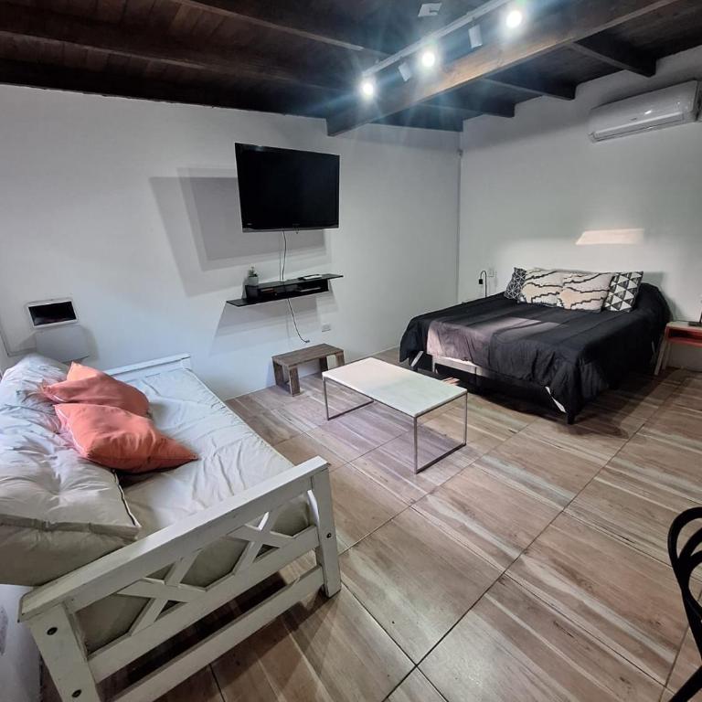 Nuestra Esquina - One-Bedroom Apartment - 5