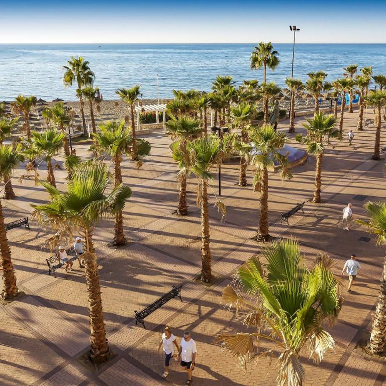 CentroBeach Apartment Fuengirola 250m from Beach - Two-Bedroom Apartment - 23