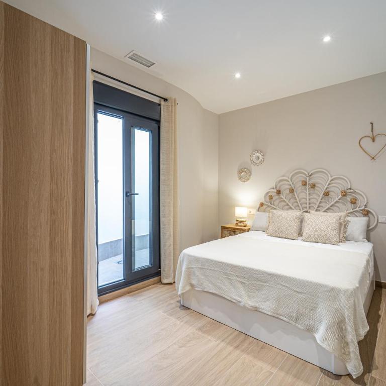 CentroBeach Apartment Fuengirola 250m from Beach - Two-Bedroom Apartment - 11