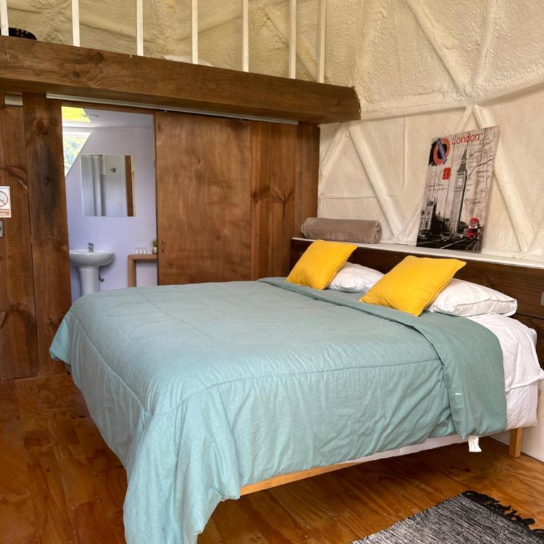 Cabañas y Domos Liquiñe - Superior Triple Room - 10