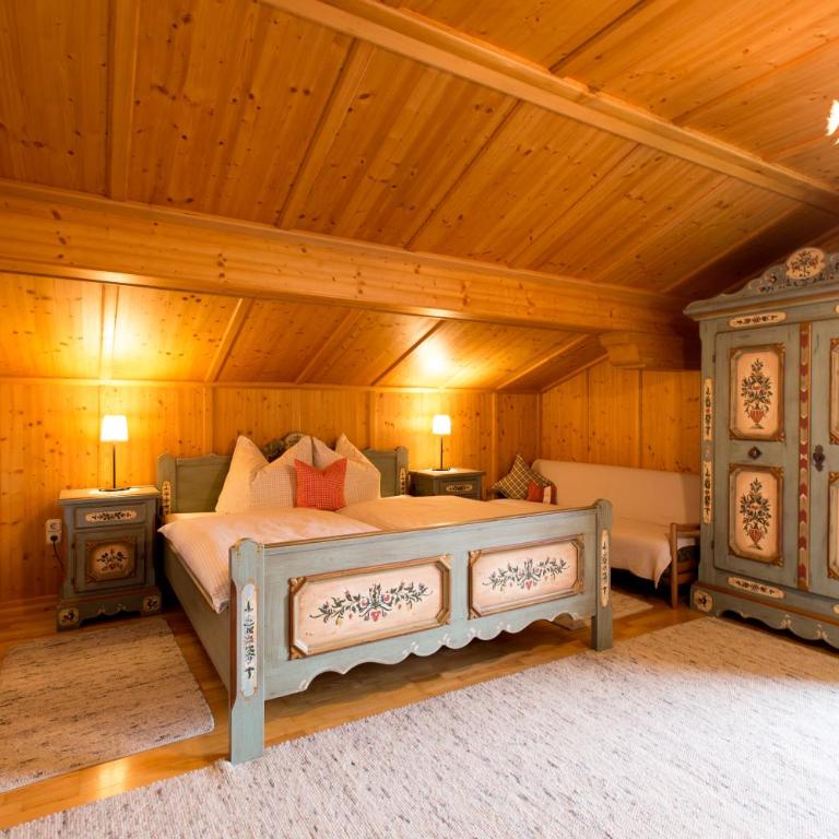 Apartment Wiesenhof - NATUR & WEITBLICK über Innsbruck - Ladestation für Elektroautos - Apartment mit 3 Schlafzimmern und Bergblick - 13