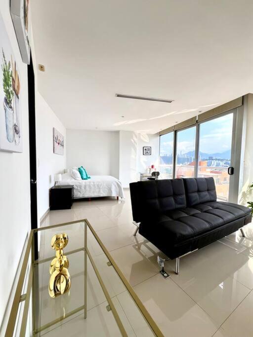Loft con vista a las Montañas a 5 minutos de San Pedro - One-Bedroom Apartment - 13