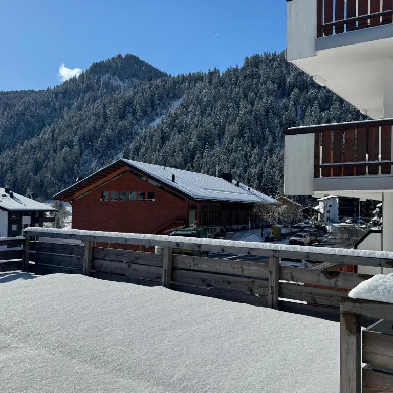 Chalet EVEREST - Apartment mit 2 Schlafzimmern mit Balkon und Terrasse - 50
