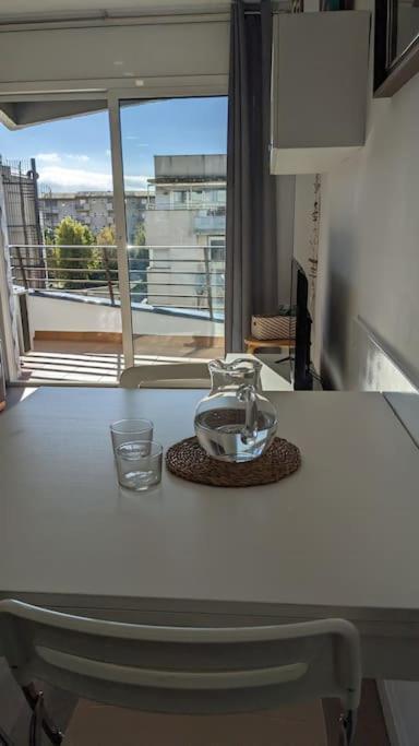 Cozy, sunny and close to the beach - One-Bedroom Apartment - 4
