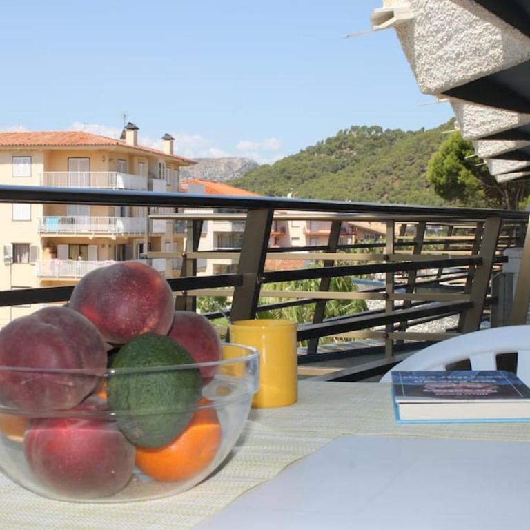 Cozy, sunny and close to the beach - One-Bedroom Apartment - 6