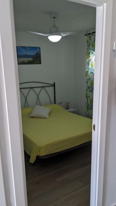 Cozy, sunny and close to the beach - One-Bedroom Apartment - 25