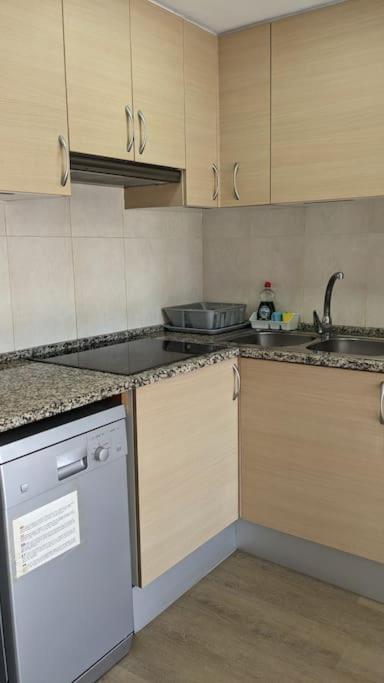 Cozy, sunny and close to the beach - One-Bedroom Apartment - 22