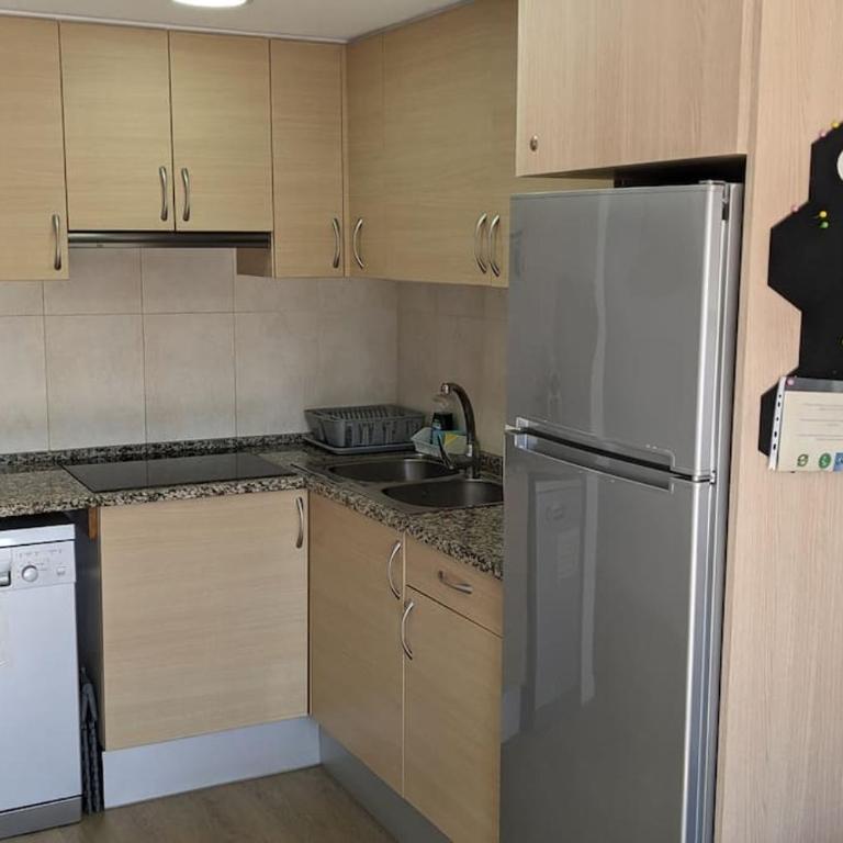 Cozy, sunny and close to the beach - One-Bedroom Apartment - 23