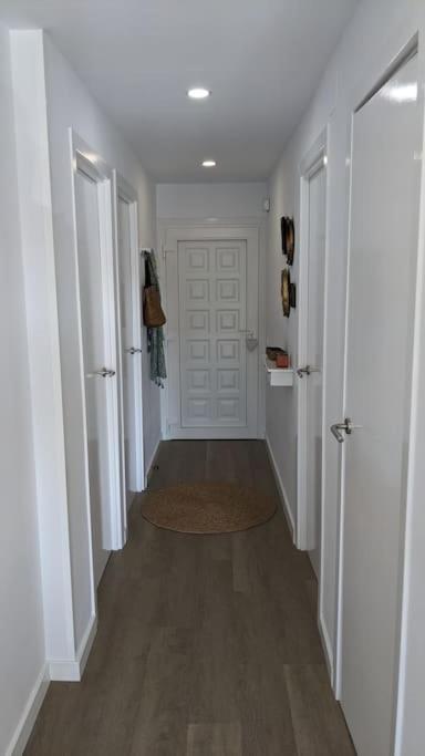 Cozy, sunny and close to the beach - One-Bedroom Apartment - 46