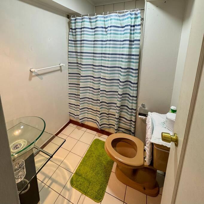 Departamento céntrico - Three-Bedroom Apartment - 10
