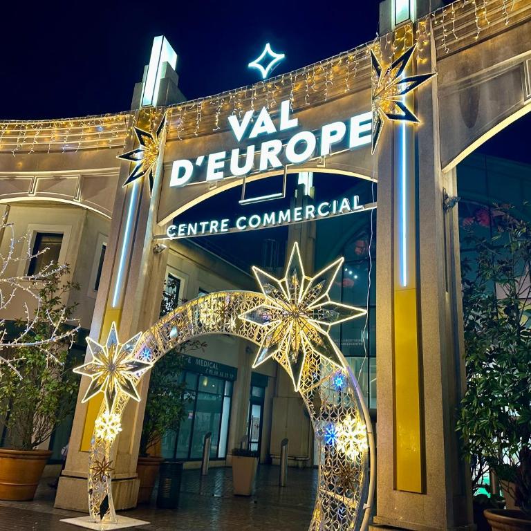 Apt Place de Toscane - 4min Disneyland-PARIS - Appartement 3 Chambres - 50