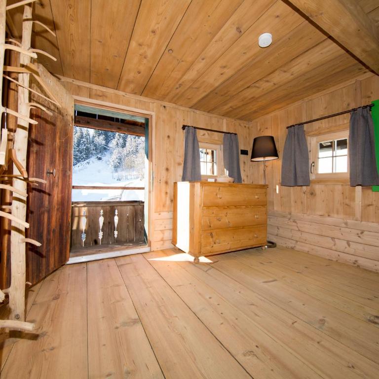 Das Wiesegg - Traditional Three-Bedroom Apartment - Split Level - 20