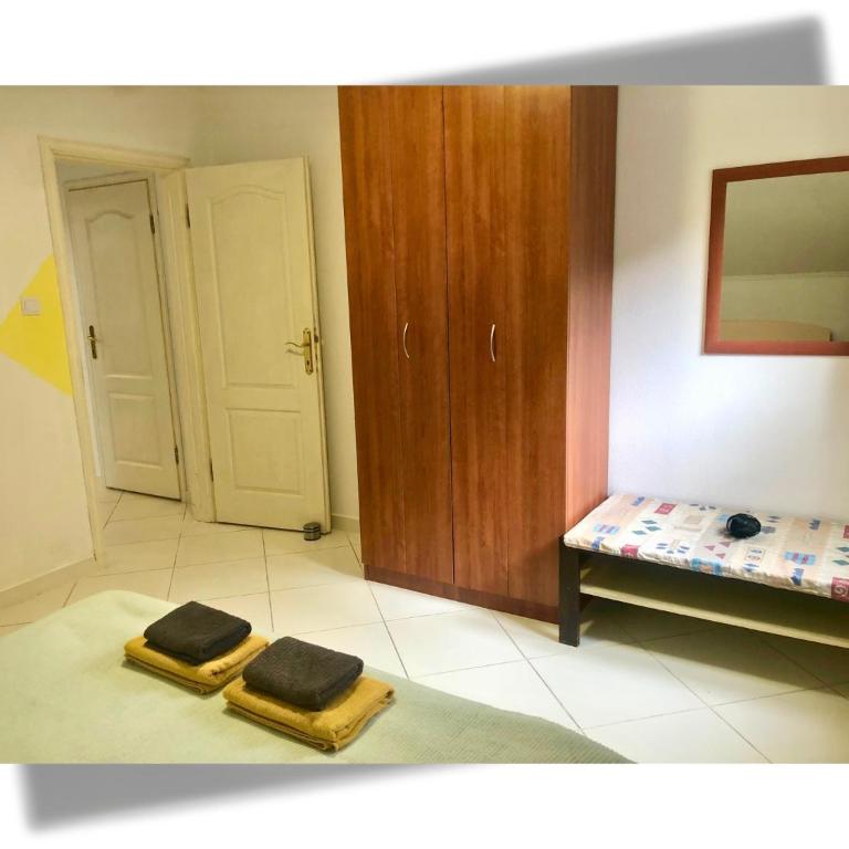 Apartments Djurovic - Double Room with Balcony and Sea View - 16