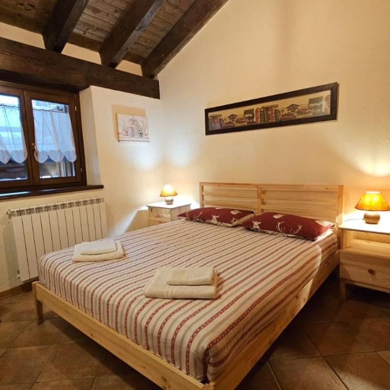 Petit Royal - Maisons de Charme Valle d'Aosta - Appartamento per 6 persone - con Balcone, Giardino e Soppalco - Appartamento con 2 Camere da Letto - 6