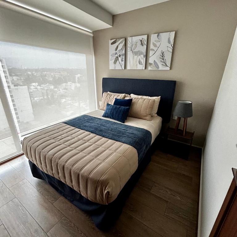 Departamento amplio, hermosa vista panorámica - Three-Bedroom Apartment - 13