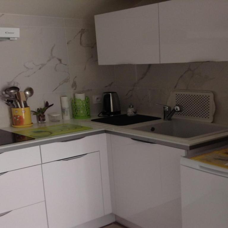 Charming town centre house with garden - Maison de Vacances 1 Chambre - 6