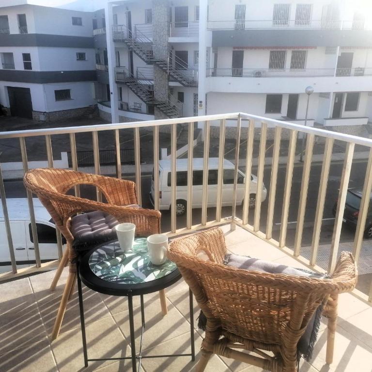 Apartamento Acogedor para 6 a 80m de la Playa - ES-258-39 - Apartment - 1