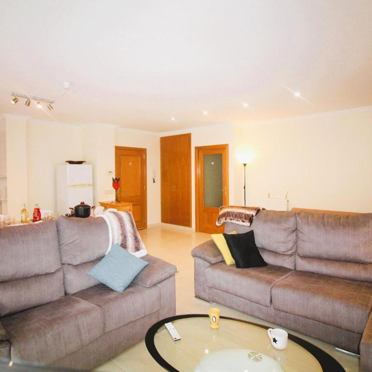 Apartamento Espacioso con Terraza y Barbacoa, a 200m de la Playa en Roses - ES-258-74 - Apartamento - 19