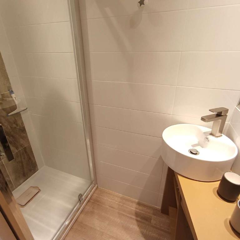 Studio cosy pour 4 pers. à Saint-Lary-Soulan, balcon, parking, lave-linge - FR-1-457-364 - Studio - 10