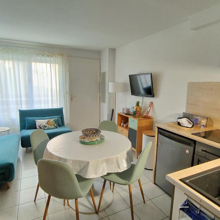 Pavillon sécurisé 50m de la plage avec parking, climatisé, 4 couchages - FR-1-781-62 - Vacation Home - 3
