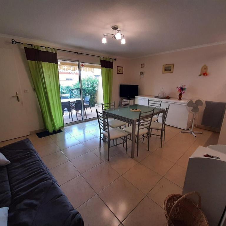 Valras-Plage: Pavillon 6 pers, Piscine, Parking privé - FR-1-781-66 - Ferienhaus - 3