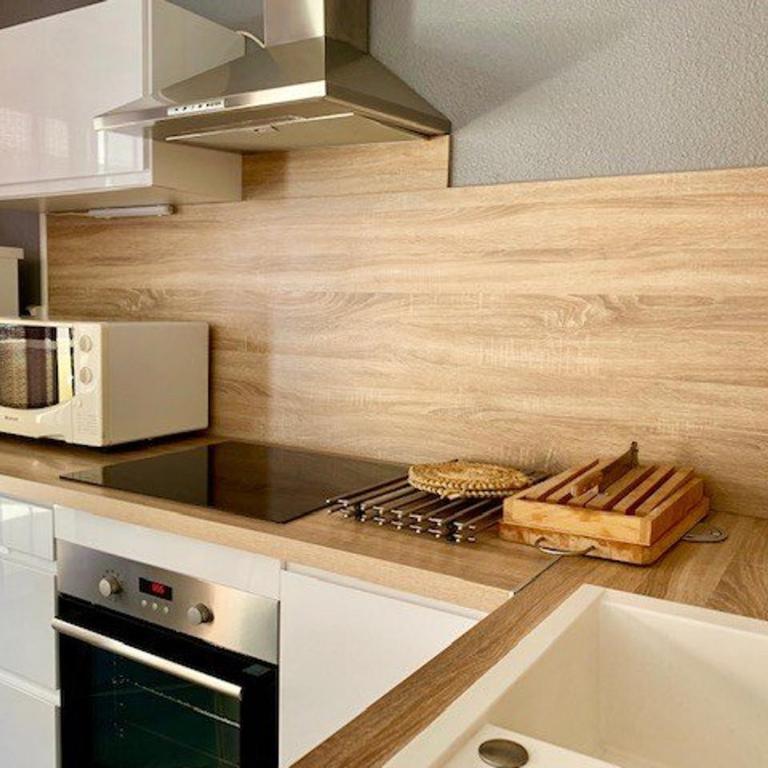 Splendide T3 rénové avec piscine et parking à 100m de la mer, 6 pers, terrasse, WIFI - FR-1-607-206 - Ferienhaus - 5