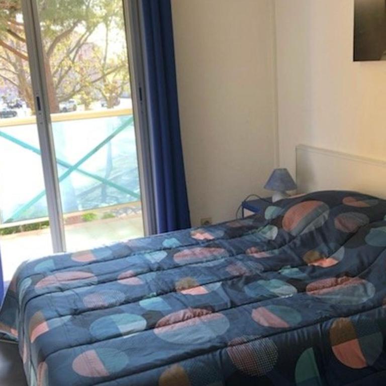 Splendide T3 rénové avec piscine et parking à 100m de la mer, 6 pers, terrasse, WIFI - FR-1-607-206 - Ferienhaus - 6