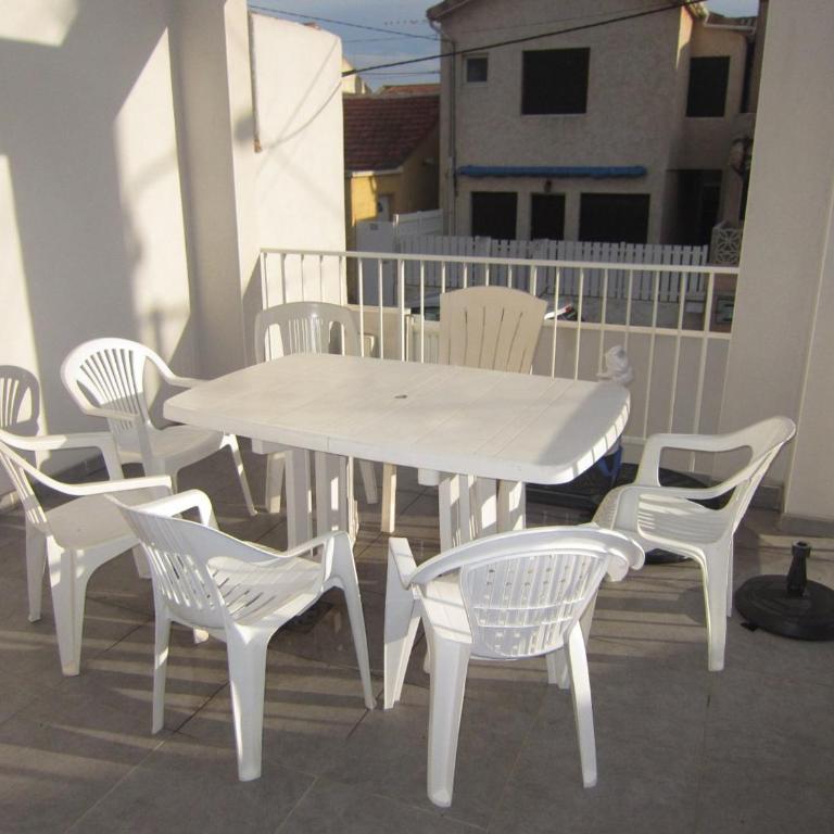 Villa moderne 5/6 pers, clim, parking, proche plage et centre - FR-1-781-64 - Ferienhaus - 2