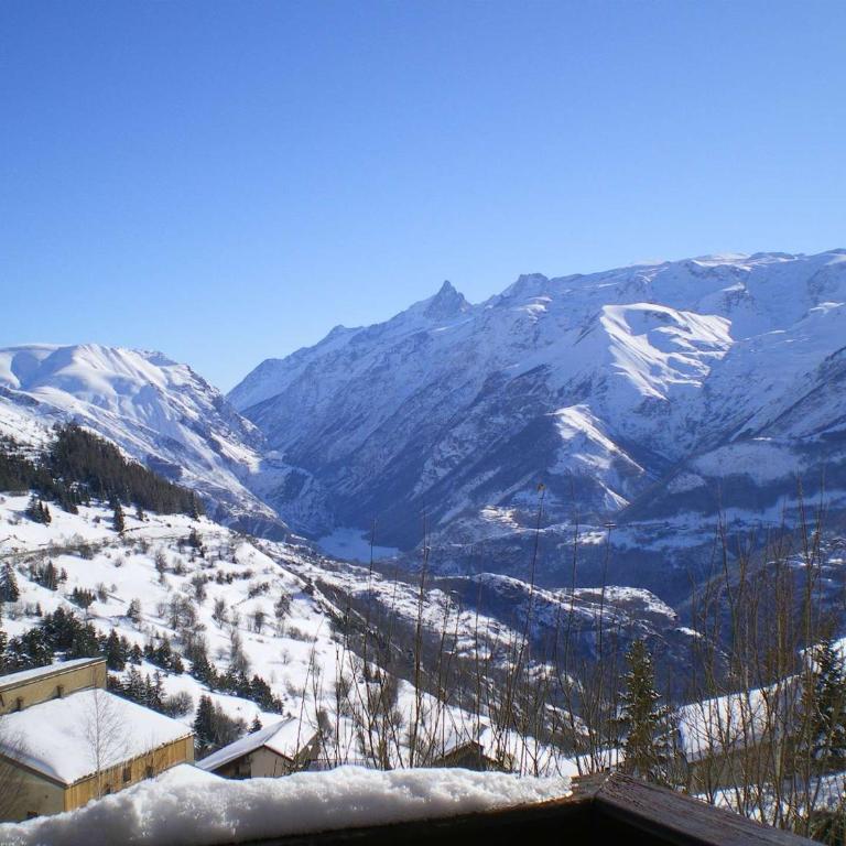 Studio cabine au pied des pistes avec balcon et parking gratuit - Apartment mit 1 Schlafzimmer - 7