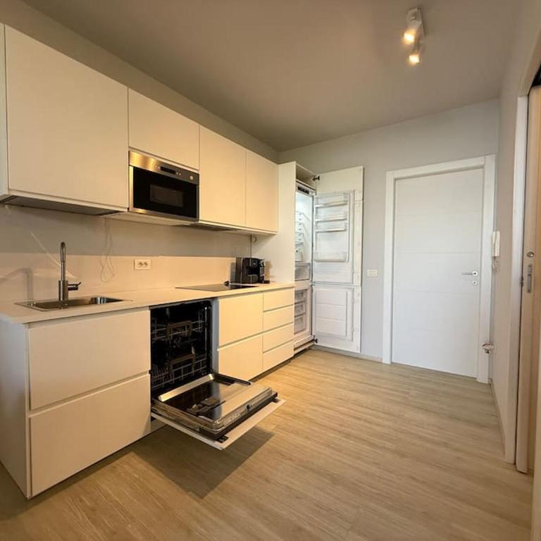 Luxury Lake View 2 Bed - Apartamento de 2 dormitorios - 13