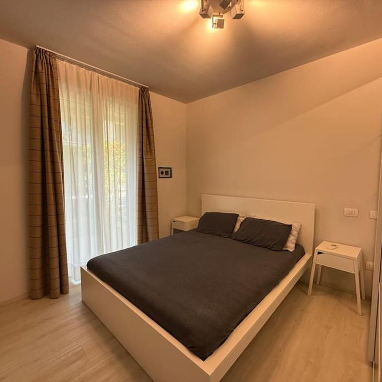 Luxury Lake View 2 Bed - Apartamento de 2 dormitorios - 42