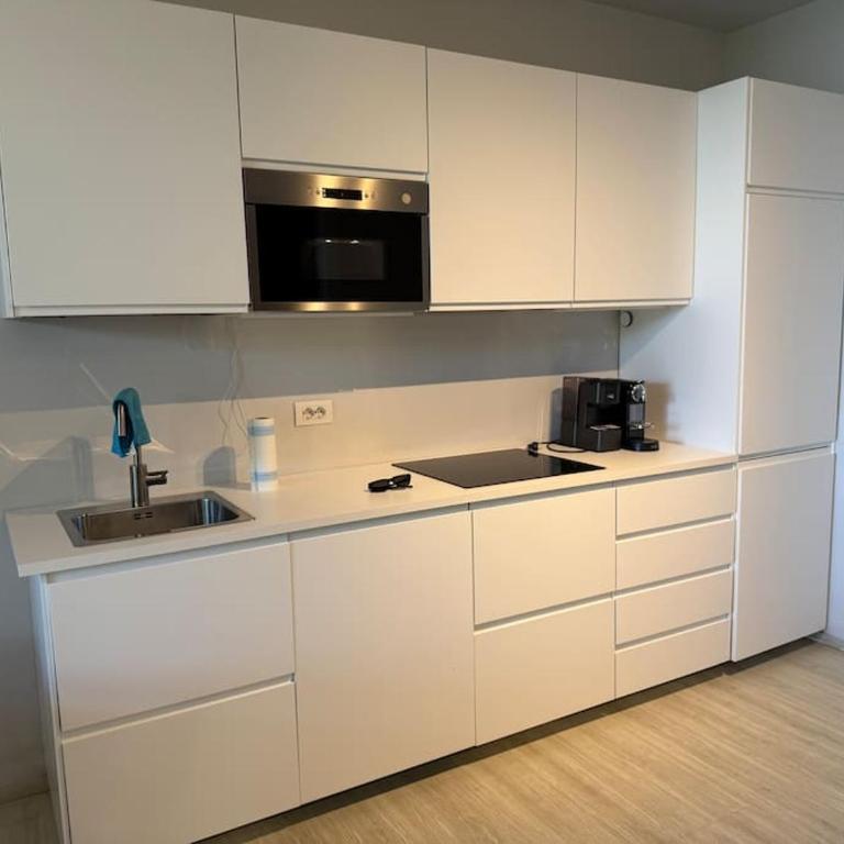 Luxury Lake View 2 Bed - Apartamento de 2 dormitorios - 69