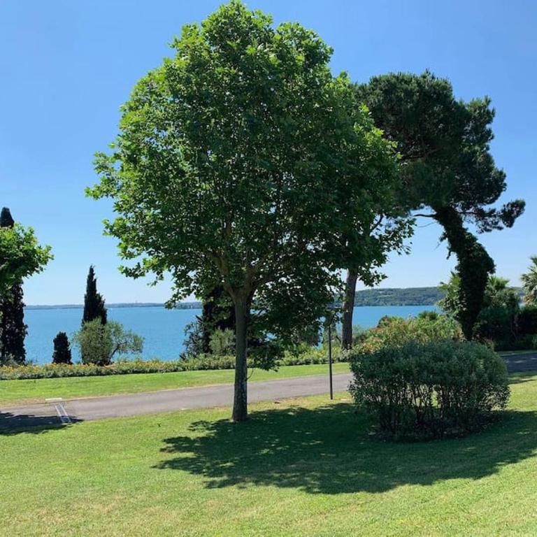 Luxury Lake View 2 Bed - Apartamento de 2 dormitorios - 70